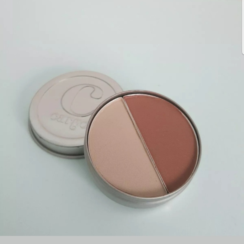 4/25 bundle item. Cargo Cosm eyeshadow duo